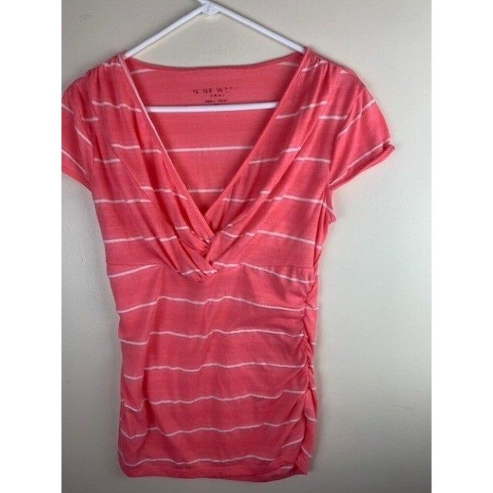 Nine West Size M Womens Top Pink Stripe Short Sleeve V Neck Ruched Sides